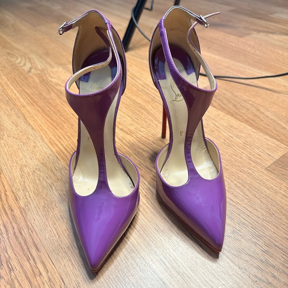 Authentic Christian Louboutin Patent J String 100 - Picture 3 of 9